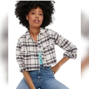 American Eagle Cropped Flannel Plaid Jacket - Size Small, Black/White, NWOT